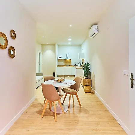 Apartamentos Delia By Gaiarooms León Zewnętrze zdjęcie