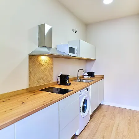 Apartamentos Delia By Gaiarooms León Zewnętrze zdjęcie