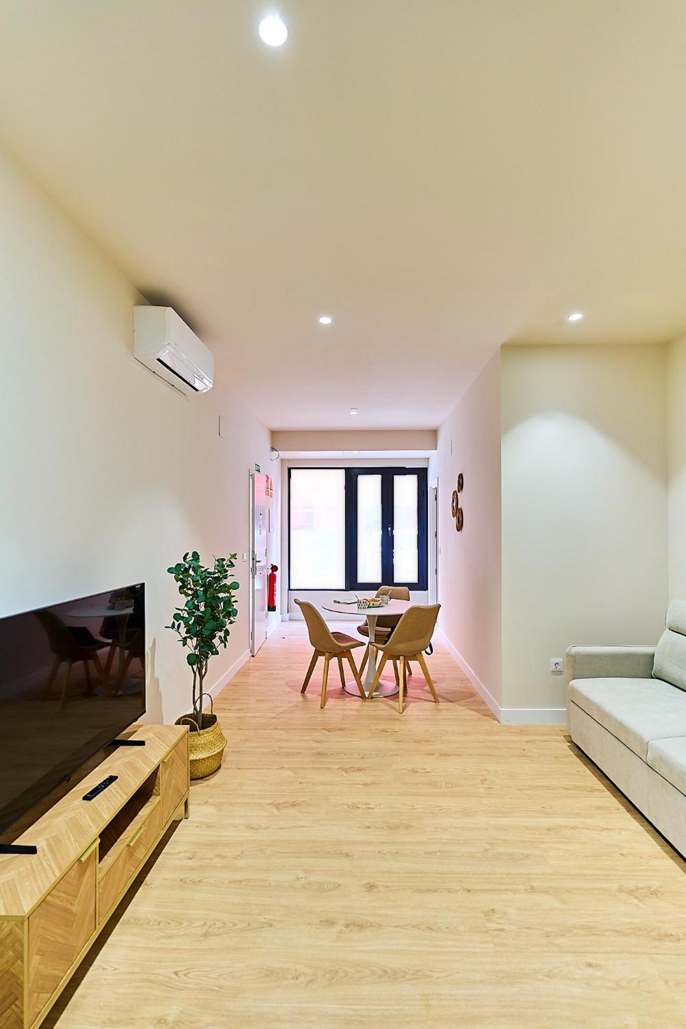 Apartament Delia By Gaiarooms Lleó